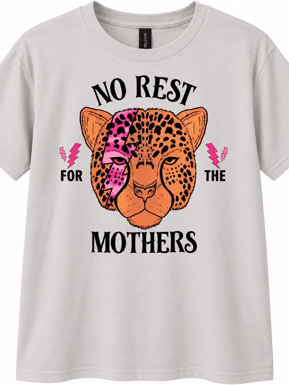 Adult XL NWOT No Rest For The Mothers Graphic Tee